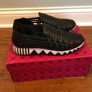 Tory Burch Jupiter Hurache Size 10